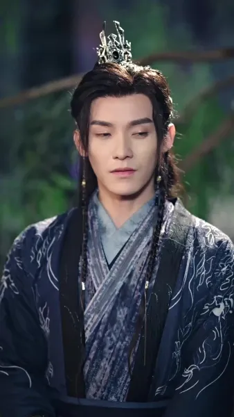 นักยุทธ์ติดดิน ดาบพุ่งทะยาน