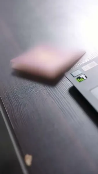 สามีสายฟ้าแลบ รักนี้ไม่เคยรู้จักกัน