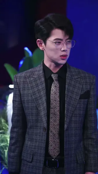 สามีสายฟ้าแลบ รักนี้ไม่เคยรู้จักกัน