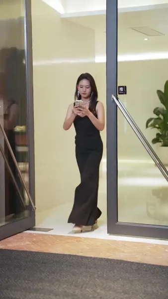 สามีโง่ ๆ เป็นมหาเศรษฐีพันล้าน