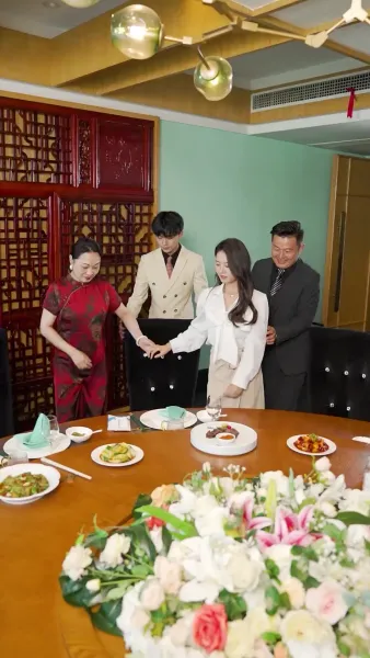 สามีโง่ ๆ เป็นมหาเศรษฐีพันล้าน