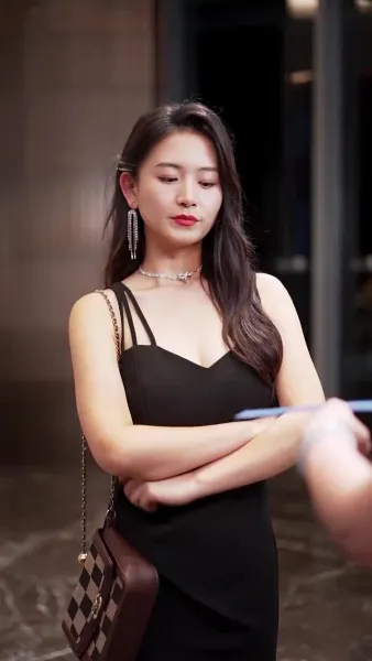 สามีโง่ ๆ เป็นมหาเศรษฐีพันล้าน