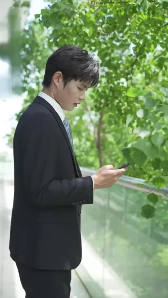 สามีโง่ ๆ เป็นมหาเศรษฐีพันล้าน