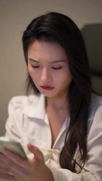 สามีโง่ ๆ เป็นมหาเศรษฐีพันล้าน