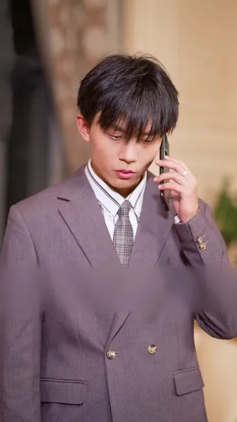 สามีโง่ ๆ เป็นมหาเศรษฐีพันล้าน