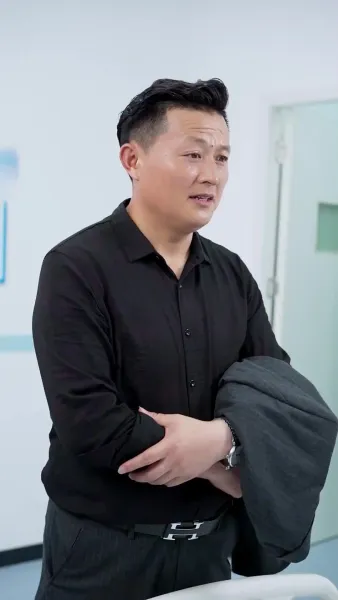 สามีโง่ ๆ เป็นมหาเศรษฐีพันล้าน