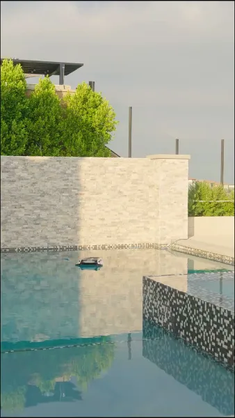 ใต้หน้ากากคือทายาทเศรษฐี