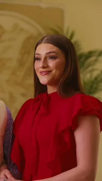 ใต้หน้ากากคือทายาทเศรษฐี