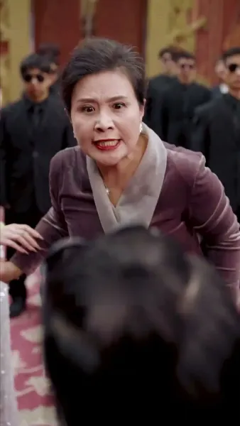 แม่ผมเป็นขาใหญ่