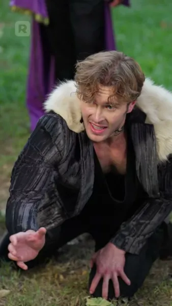 (พากย์) ราชินีผู้กำเนิดใหม่จากเถ้าธุลี