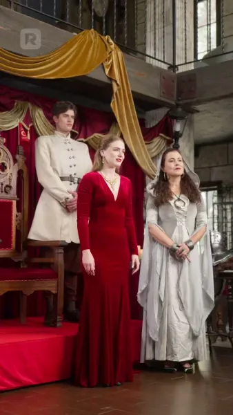 (พากย์) ราชินีผู้กำเนิดใหม่จากเถ้าธุลี