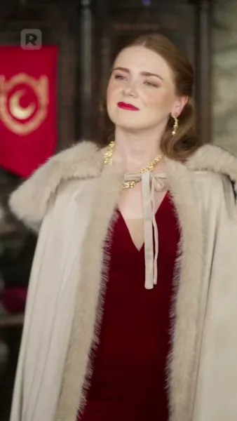 (พากย์) ราชินีผู้กำเนิดใหม่จากเถ้าธุลี