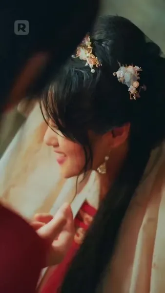 หญิงย่าที่โชคร้าย