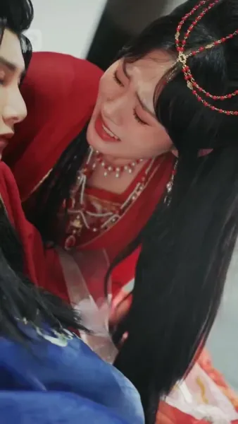 หญิงย่าที่โชคร้าย