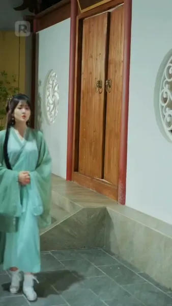 หญิงย่าที่โชคร้าย