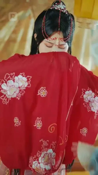 หญิงย่าที่โชคร้าย