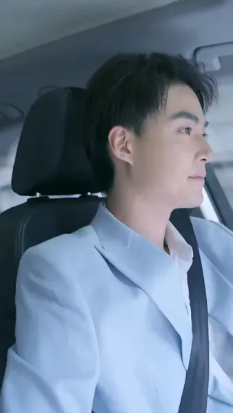 ผู้หญิงใหญ่ของนายพาราโนย่าที่อบอุ่น