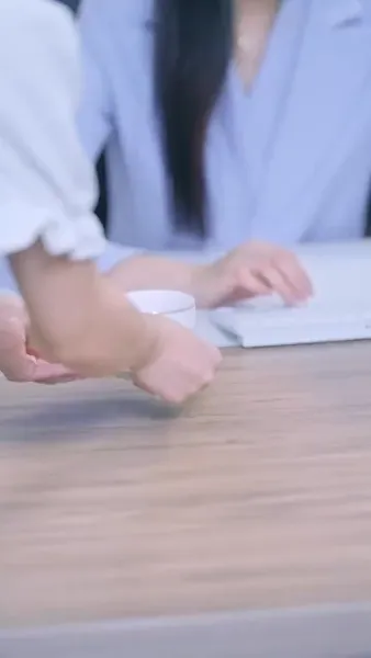 ผู้หญิงใหญ่ของนายพาราโนย่าที่อบอุ่น