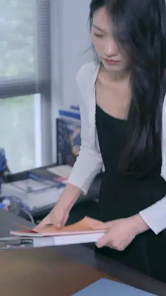 ผู้หญิงใหญ่ของนายพาราโนย่าที่อบอุ่น