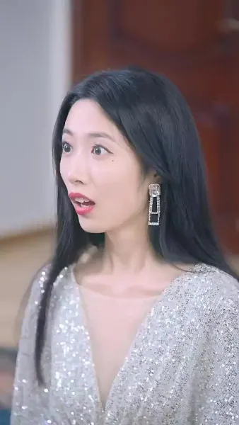 ผู้หญิงใหญ่ของนายพาราโนย่าที่อบอุ่น