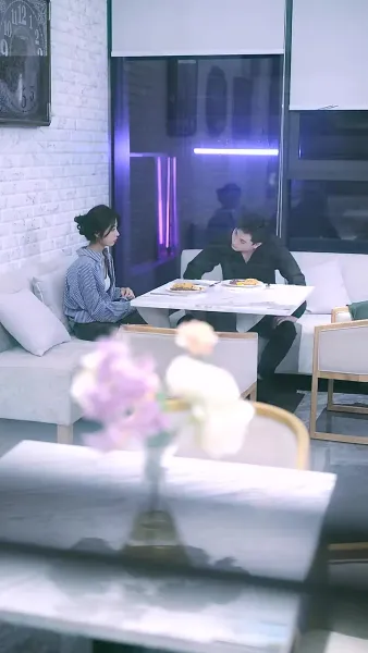 ผู้หญิงใหญ่ของนายพาราโนย่าที่อบอุ่น