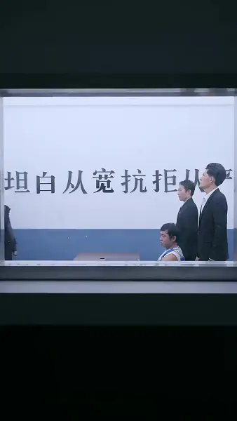 ผู้หญิงใหญ่ของนายพาราโนย่าที่อบอุ่น