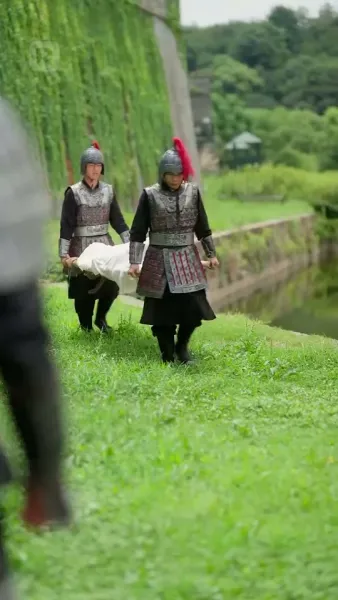 ตอนนี้เธอคือราชินี