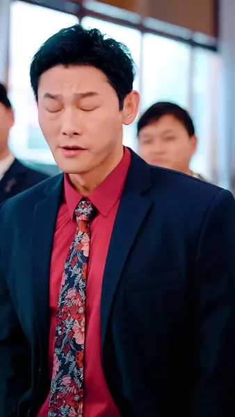 การเปิดตัวของเขยมังกร(พากย์ไทย)