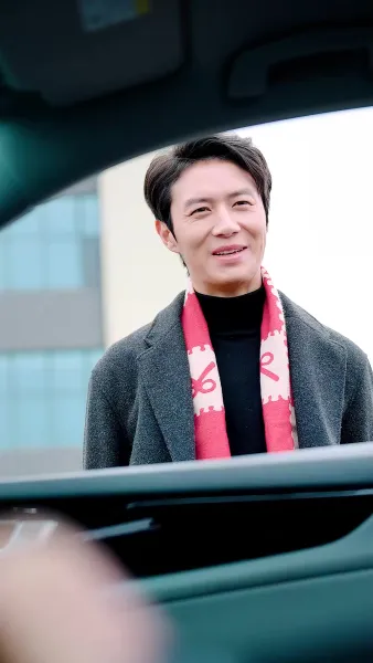 การเปิดตัวของเขยมังกร(พากย์ไทย)