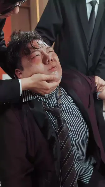 ลูกเขยขอทาน ผู้ยิ่งใหญ่(พากย์เสียง)