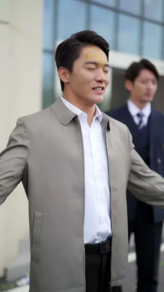 ฉันมีอำนาจล้นฟ้า กลับถูกทัวร์ลง