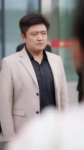 ฉันมีอำนาจล้นฟ้า กลับถูกทัวร์ลง