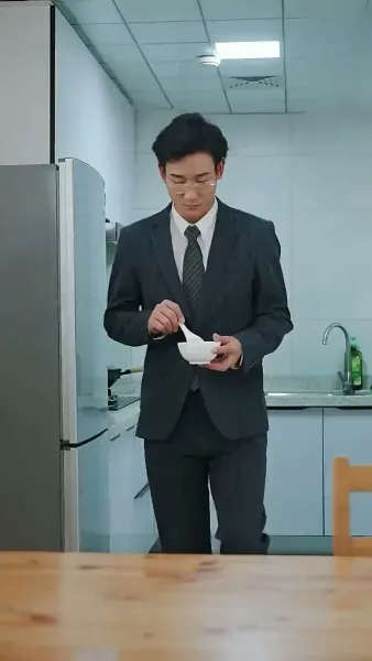 [พากย์ไทย]นกในกรง