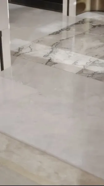 ลับซ่อนรัก