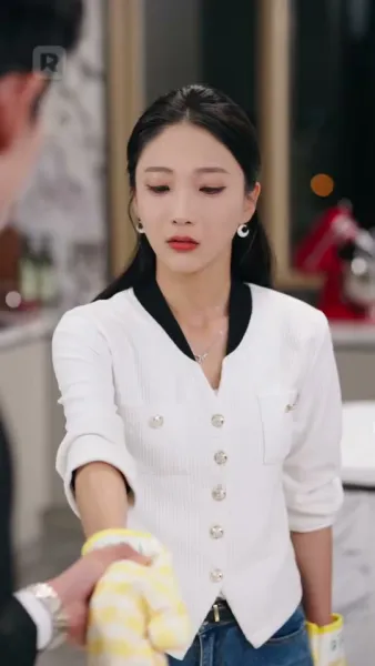 เมียถูกทอดทิ้ง กลับเป็นทายาทที่แท้จริง