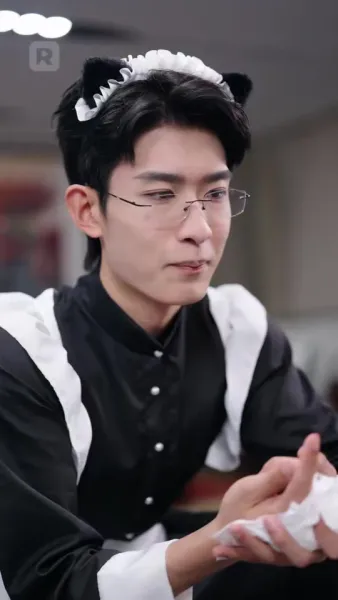 เมียถูกทอดทิ้ง กลับเป็นทายาทที่แท้จริง