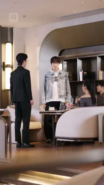 เมียถูกทอดทิ้ง กลับเป็นทายาทที่แท้จริง