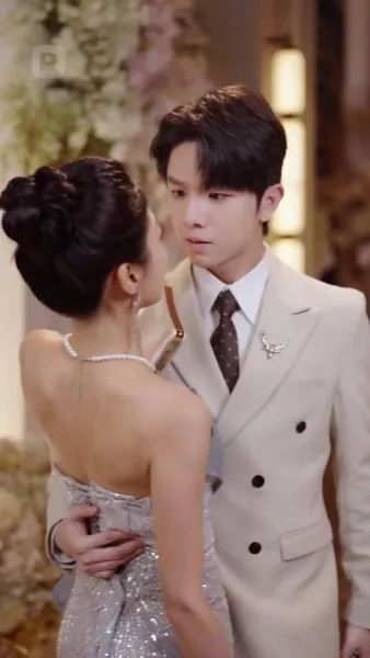 เมียถูกทอดทิ้ง กลับเป็นทายาทที่แท้จริง