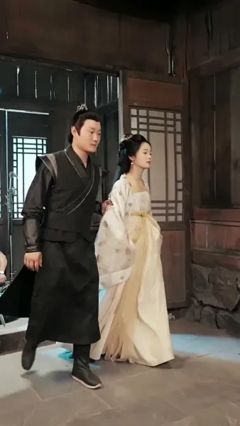 อาวุธรักพิชิตใจอ๋อง