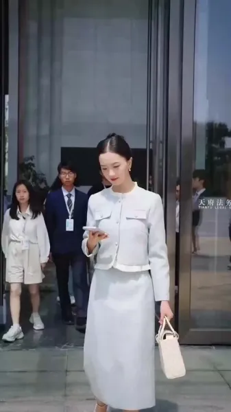 มันจบแล้ว! สาวน้อยน้ำตาลของฉันคือเจ้าแม่มาเฟีย