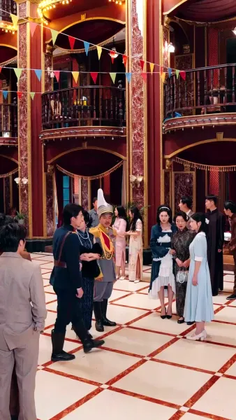 สาวบ้านนอกป่วนใจนายพล