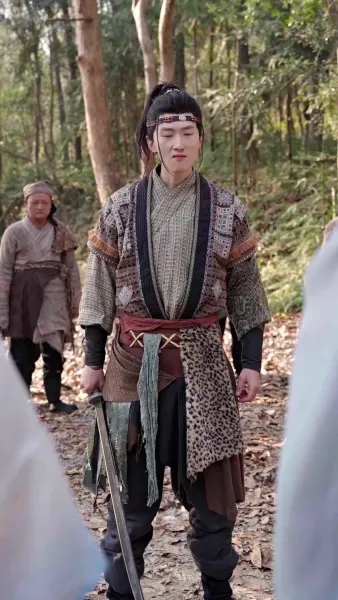 ข้าย้อนเวลามาเป็นหนุ่มเจ้าเสน่ห์