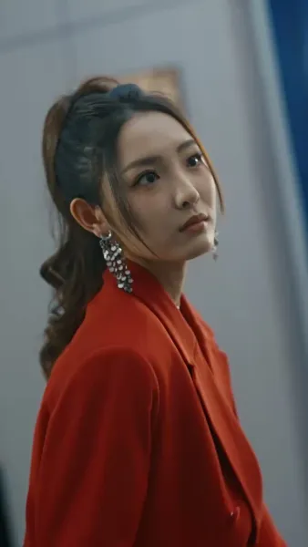 คุณหนูคืนสู่บัลลังก์