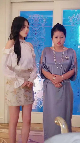 คุณย่าทวดคืนบัลลังก์