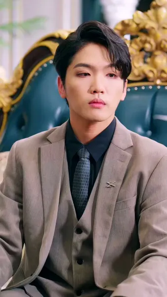 คุณย่าทวดคืนบัลลังก์