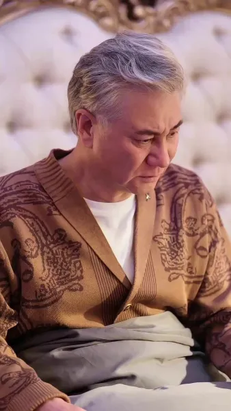 คุณย่าทวดคืนบัลลังก์