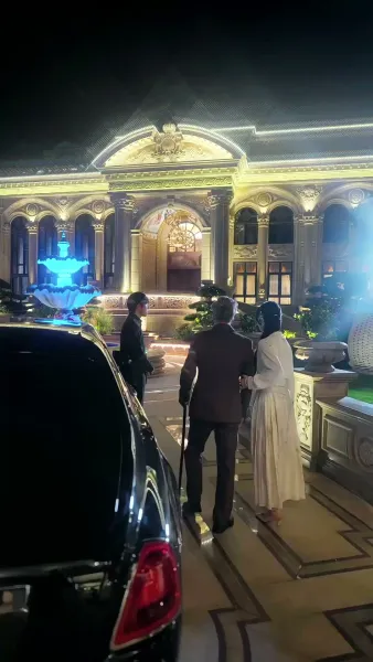 คุณย่าทวดคืนบัลลังก์