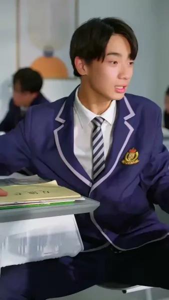 คุณย่าทวดคืนบัลลังก์