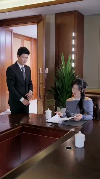 คุณย่าทวดคืนบัลลังก์