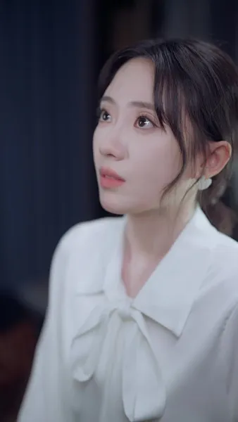 แสงจันทร์ที่ถูกลบเลือน